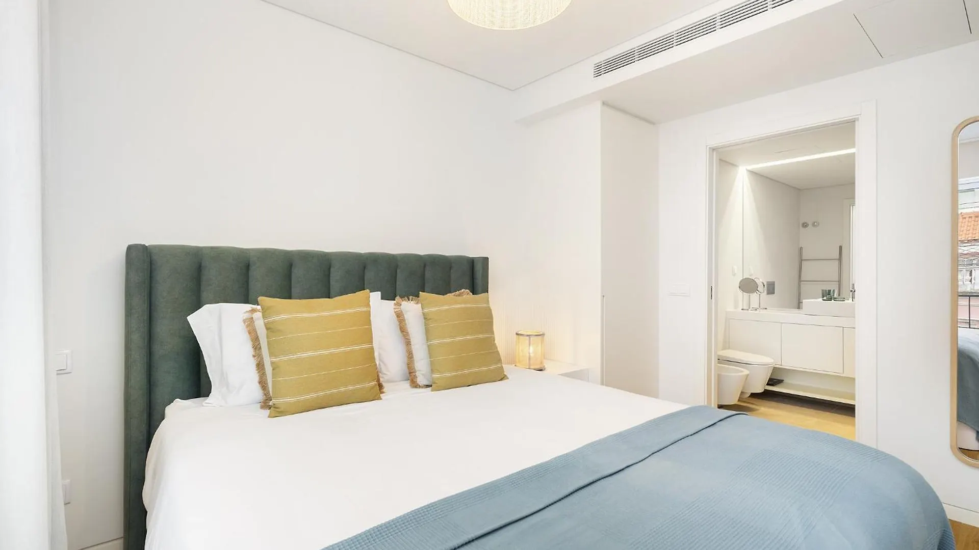 Whome Urban Oasis: Modern Living With Parking & Ac Lissabon 0*,