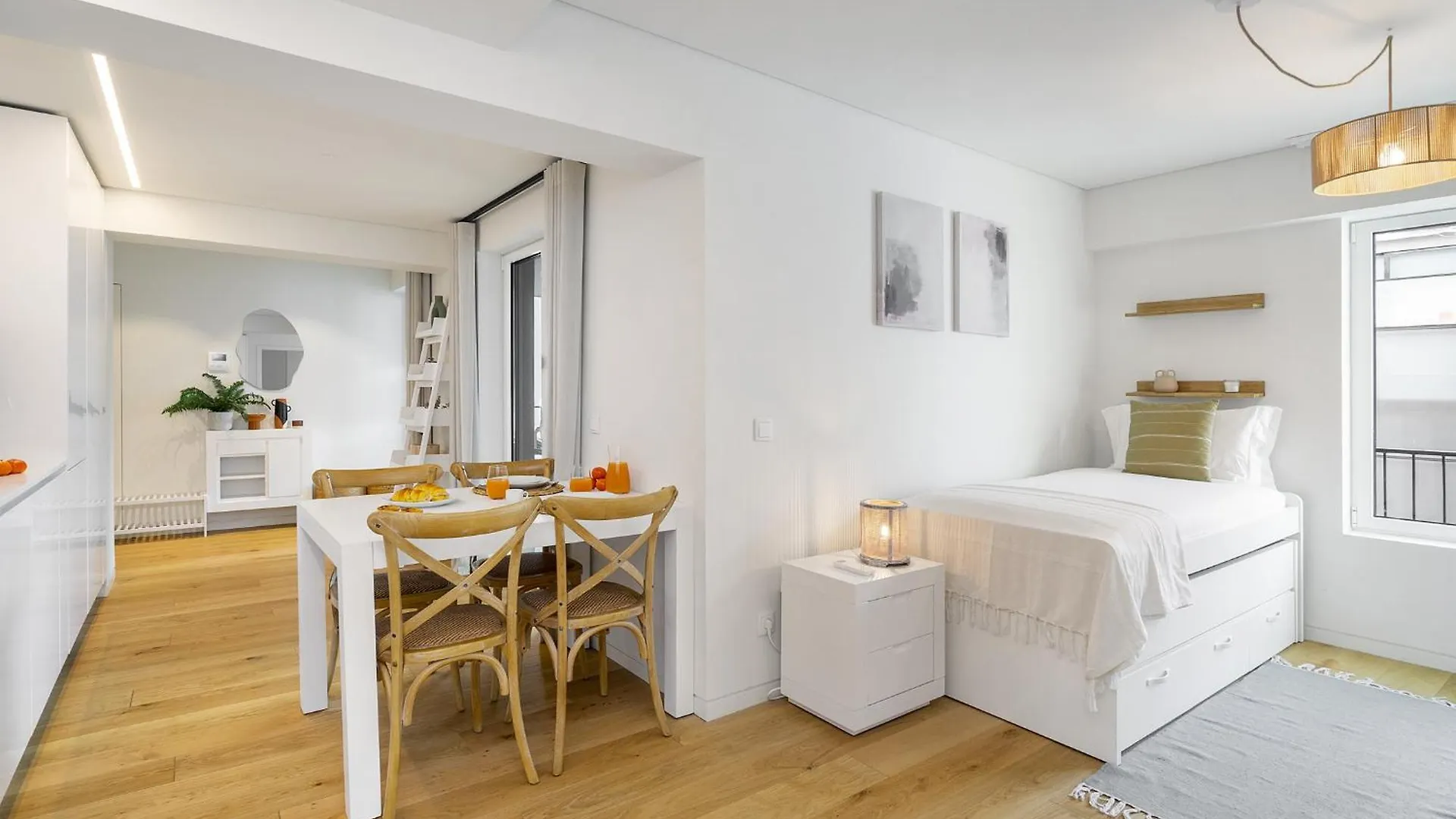 Whome Urban Oasis: Modern Living With Parking & Ac Lisbon