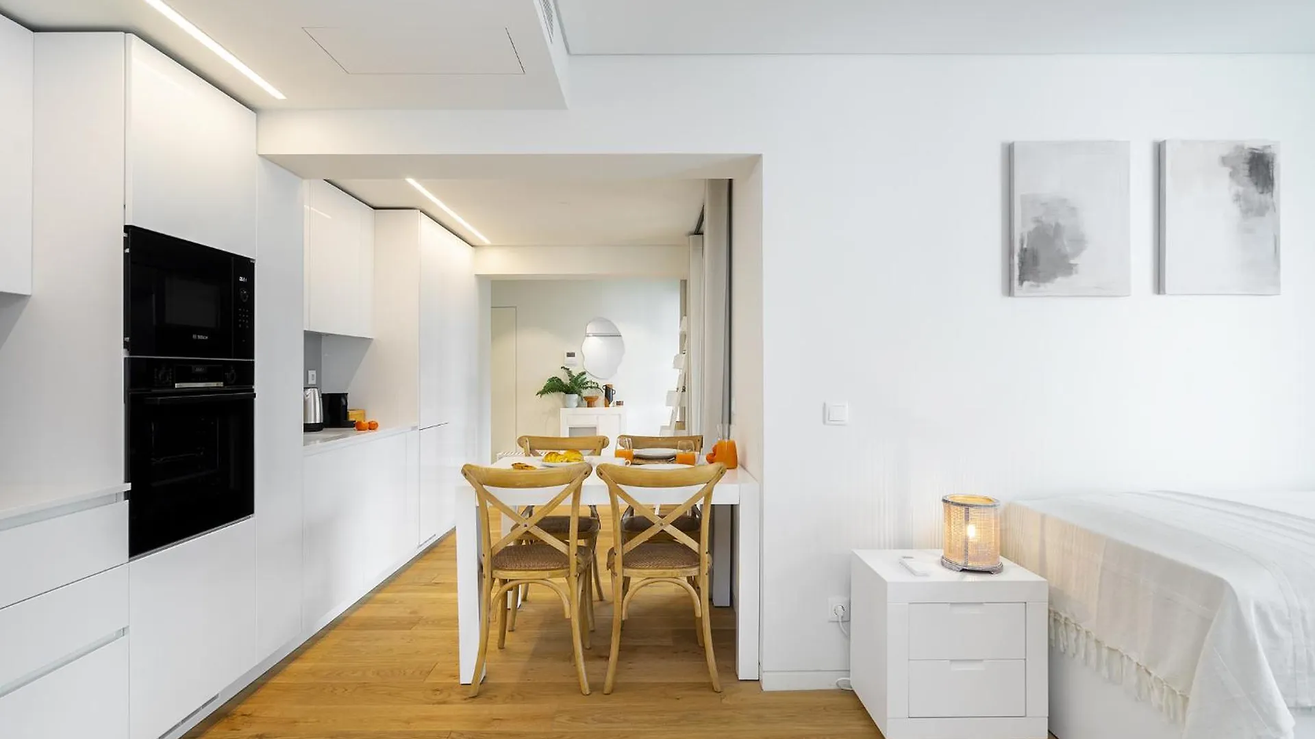 Apartment Whome Urban Oasis: Modern Living With Parking & Ac Lisbon Portugal